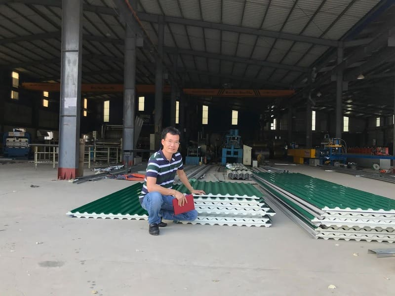 polyurethane-foam-dung-trong-cach-am-cach-nhiet-2