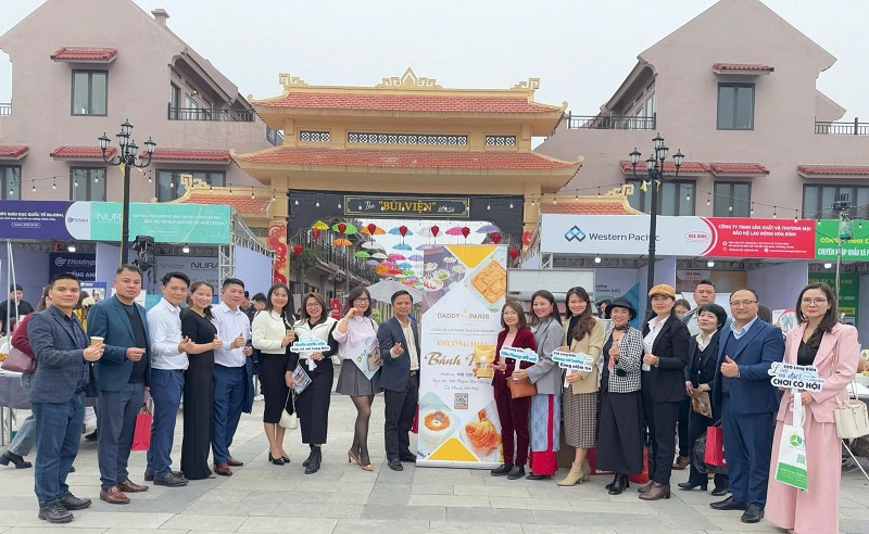 ceo-long-bien-tham-du-chuong-trinh-xuan-doan-vien-cua-ha-noi-ba-10